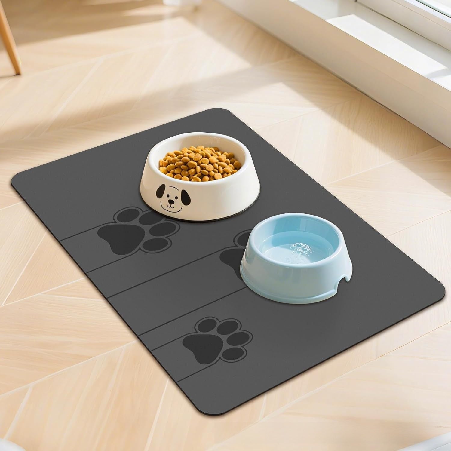 Absorbent Waterproof Dog Feeding Mat – Non-Slip Quick-Dry Pet Food & Water Bowl Mat for Mess-Free Floors