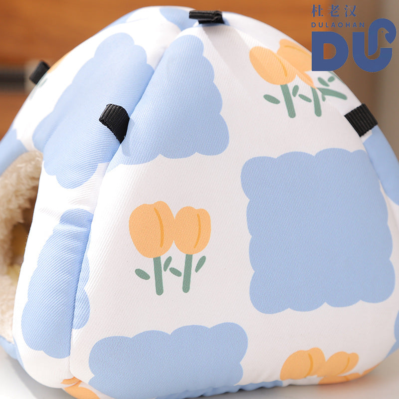 Ventilated and breathable golden hamster den