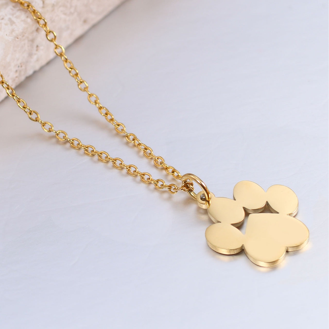 Minimalist Cat & Dog Claw Pendant Necklace – Stainless Steel Pet Paw Jewelry for Men & Women (Gold, Silver, Black, Rose Gold)